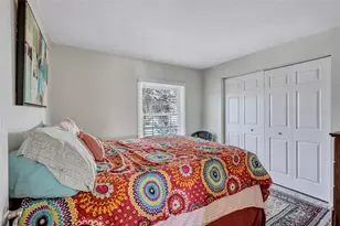 4875 Coquina Key Dr SE, Saint Petersburg, FL 33705 - Photo 20