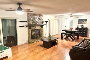 522 Wynnwood Dr, Brandon, FL 33511 - Photo 10