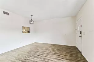 2466 Ecuadorian Way, Clearwater, FL 33763 - Photo 10