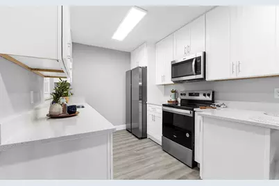 913 York Drive, Brandon, FL 33510 - Photo 10