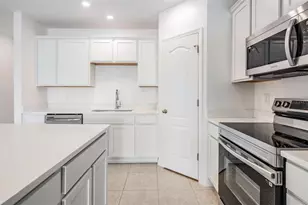 32096 Pond Apple Bnd, San Antonio, FL 33576 - Photo 10