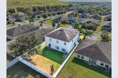 11214 Carrick Stone Street, Wimauma, FL 33598 - Photo 8