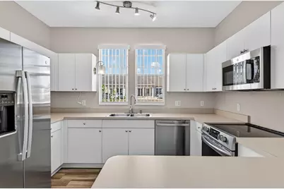 6212 Abbott Station Drive, Zephyrhills, FL 33542 - Photo 8