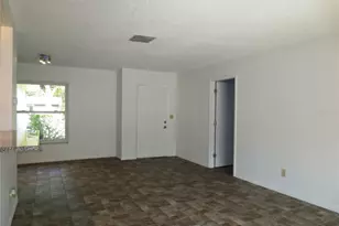 2820 Lomond Dr, Palm Harbor, FL 34684 - Photo 6