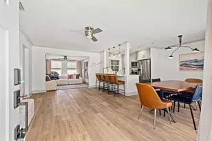 11225 2nd St E, Treasure Island, FL 33706 - Photo 2