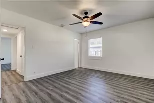 4105 W Oakellar Ave, Tampa, FL 33611 - Photo 6