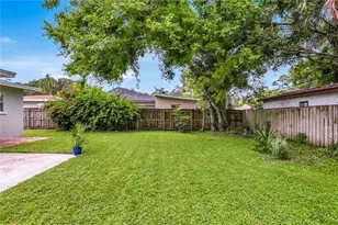 4105 W Oakellar Ave, Tampa, FL 33611 - Photo 18