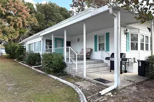 8010 Highpoint Blvd, Brooksville, FL 34613 - Photo 2