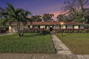 12710 Greenmoor Dr, Tampa, FL 33618 - Photo 2