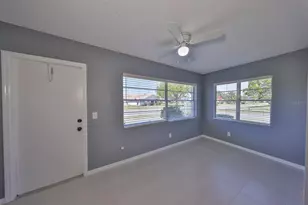 124 Gloucester Blvd, Sun City Center, FL 33573 - Photo 28