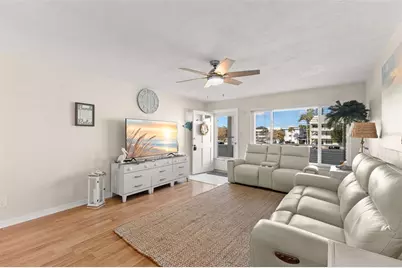 2461 Canadian Way #27, Clearwater, FL 33763 - Photo 2