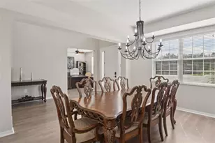 18537 Lafuente Ct, Spring Hill, FL 34610 - Photo 2