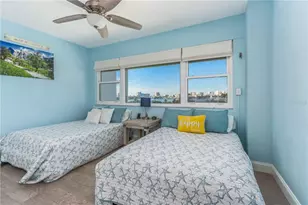 31 Island Way, Clearwater Beach, FL 33767 - Photo 14