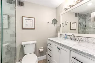 31 Island Way, Clearwater Beach, FL 33767 - Photo 24