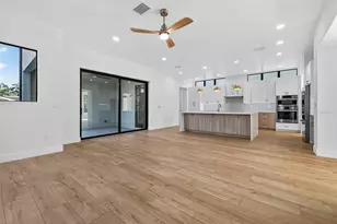4555 26th Ave S, Saint Petersburg, FL 33711 - Photo 4
