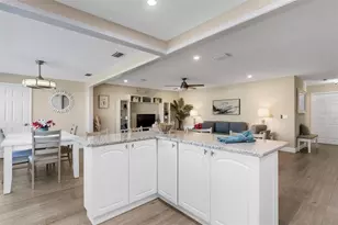 122 Buttonwood Cir, Seminole, FL 33777 - Photo 18