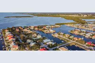 4911 Floramar Terrace, New Port Richey, FL 34652 - Photo 68