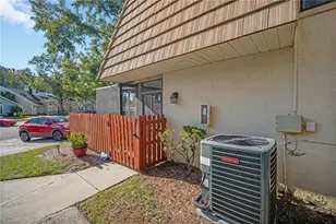 12738 Wood Trail Blvd, Tampa, FL 33625 - Photo 2