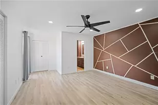 12738 Wood Trail Blvd, Tampa, FL 33625 - Photo 16