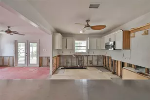 456 Rafael Blvd NE, Saint Petersburg, FL 33704 - Photo 8
