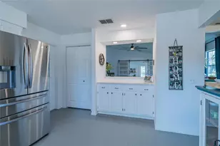 37340 Derbyshire Dr, Zephyrhills, FL 33542 - Photo 20