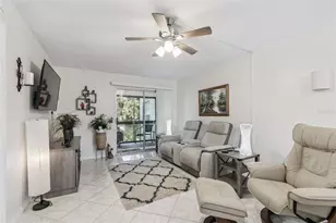 2750 E Bay Dr, Largo, FL 33771 - Photo 14