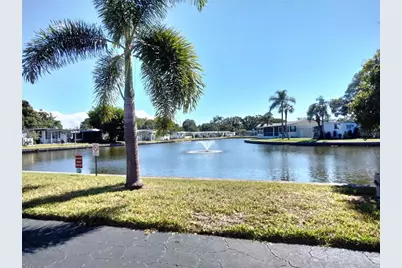 980 7th Street NW #1, Largo, FL 33770 - Photo 36