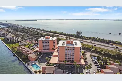7430 Sunshine Skyway Lane S #601, Saint Petersburg, FL 33711 - Photo 4