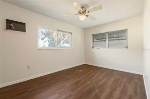 10570 127th Ave, Largo, FL 33773 - Photo 12