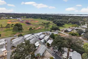 7801 34th Ave N, Saint Petersburg, FL 33710 - Photo 52