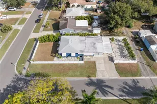 5555 13th St N, Saint Petersburg, FL 33703 - Photo 2