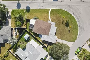 520 Baywood Dr S, Dunedin, FL 34698 - Photo 24