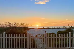 10042 Gulf Blvd, Treasure Island, FL 33706 - Photo 60