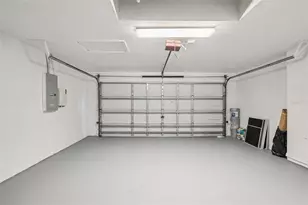 4632 Whispering Park Ln, Tampa, FL 33614 - Photo 24