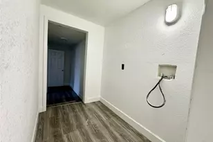 3905 54th Ave N, Saint Petersburg, FL 33714 - Photo 6