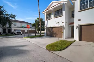 8604 Miramar Terrace Cir, Temple Terrace, FL 33637 - Photo 2