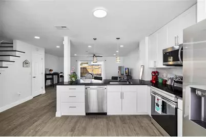 13952 Fletchers Mill Drive, Tampa, FL 33613 - Photo 6