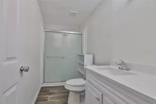 134 86th Terrace, Treasure Island, FL 33706 - Photo 8