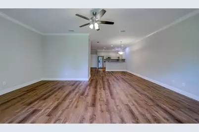 270 Valencia Circle, Saint Petersburg, FL 33716 - Photo 10