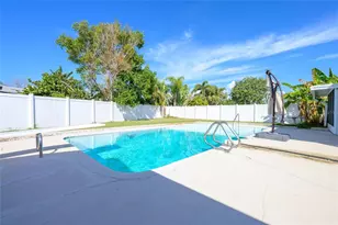 11425 47th Ave N, Saint Petersburg, FL 33708 - Photo 22