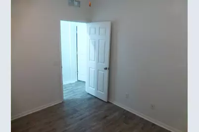 12480 Streamdale Drive, Tampa, FL 33626 - Photo 8