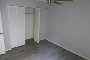 2822 Whitehall Dr, Palm Harbor, FL 34684 - Photo 4