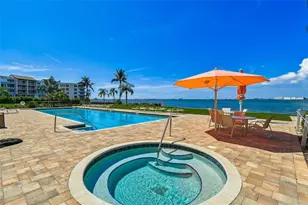 4953 Bacopa Ln S, Saint Petersburg, FL 33715 - Photo 32