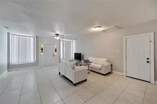 3651 Haines Rd N, Saint Petersburg, FL 33704 - Photo 14