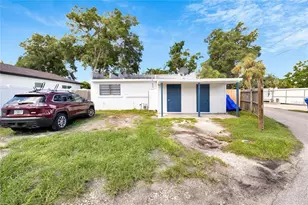 3651 Haines Rd N, Saint Petersburg, FL 33704 - Photo 10