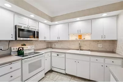 5108 Brittany Drive S #805, Saint Petersburg, FL 33715 - Photo 10