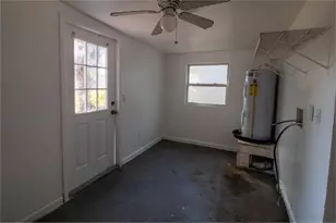 8805 Temple Park Dr, Tampa, FL 33637 - Photo 18
