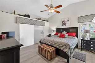 2307 Platinum Dr, Sun City Center, FL 33573 - Photo 12