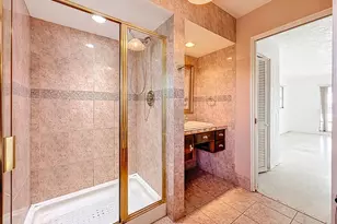 1135 81st St S, Saint Petersburg, FL 33707 - Photo 20