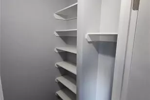 8370 13th St N, Saint Petersburg, FL 33702 - Photo 32